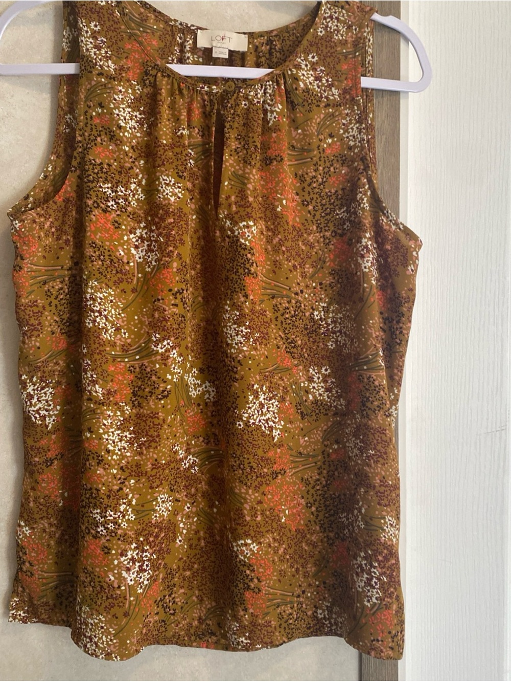LOFT Floral Blouse Womens Medium M Sleeveless Keyhole Tank Top Earthy Brown Fall